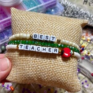 ⭐️sale⭐️ back to school sale!! Teacher 🍎 bracelet set